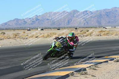 media/Jan-10-2025-CVMA Friday Practice (Fri) [[489e0da257]]/Group 4 and Trackday/Session 2 (Turn 4 Inside)/